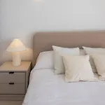 Appartement Elegant Duplex Penthouse With Sea And Mountain Views