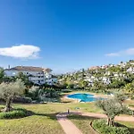 Appartement Elegant Duplex Penthouse With Sea And Mountain Views Marbellac
