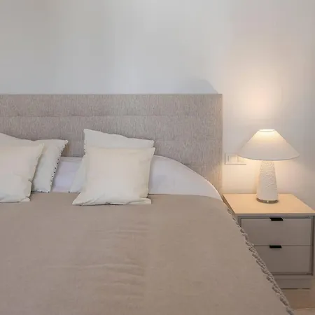 Elegant Duplex Penthouse With Sea And Mountain Views Apartament Marbella