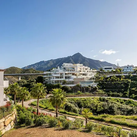 Elegant Duplex Penthouse With Sea And Mountain Views Apartament *