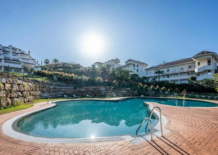 Elegant Duplex Penthouse With Sea And Mountain Views Apartment